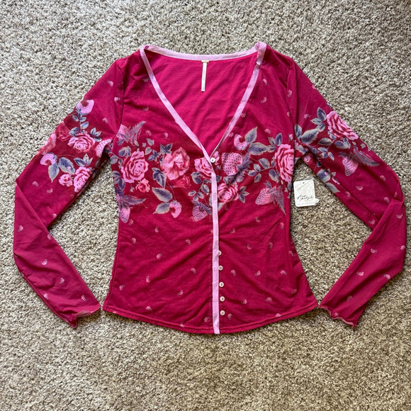 Free People Home Grown Mesh Cardi NWT Small Magenta Combo - Picture 3 of 6